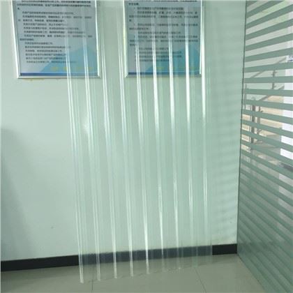 Tấm sợi thủy tinh trong mờ